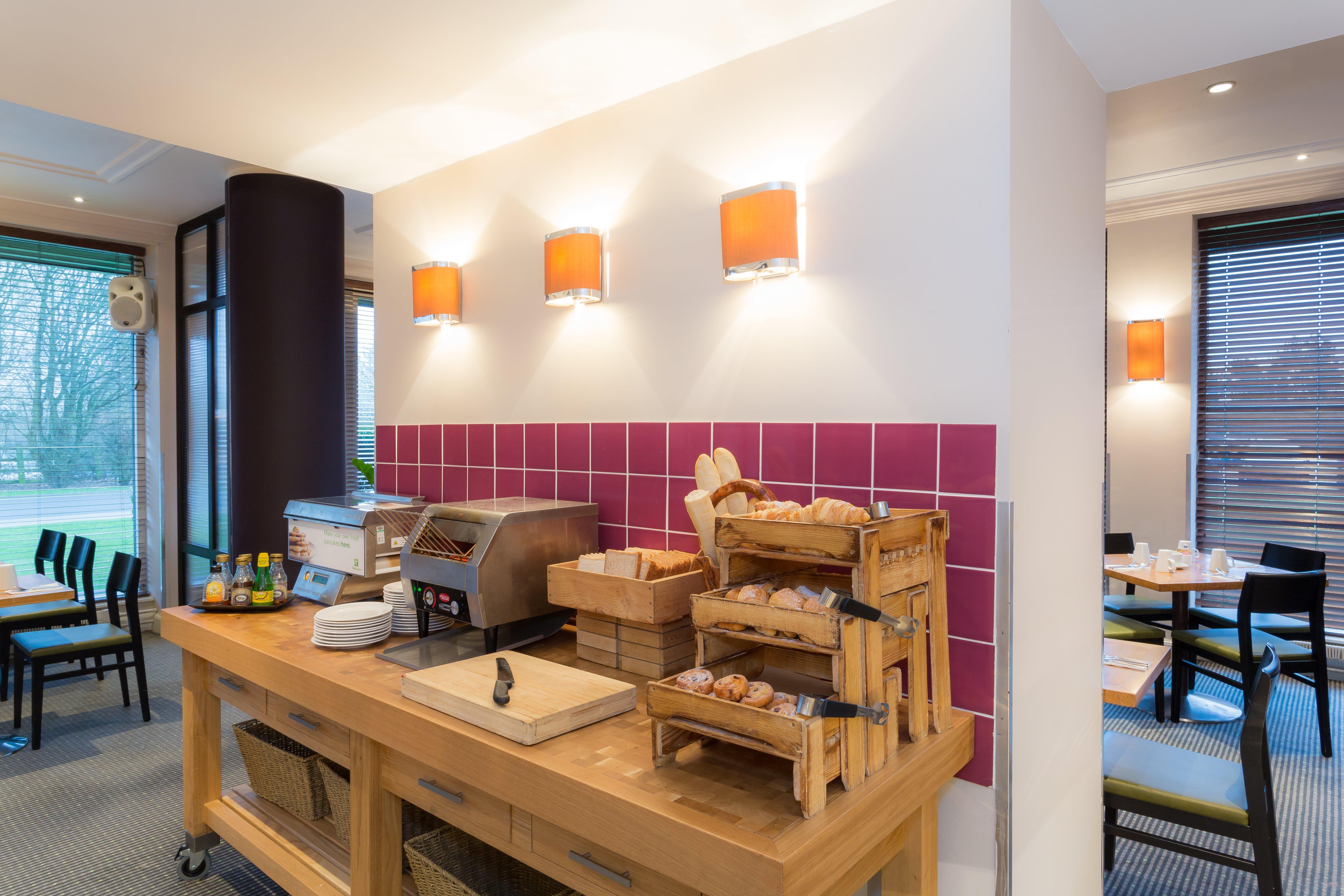 Holiday Inn Cambridge By Ihg Girton  Kültér fotó