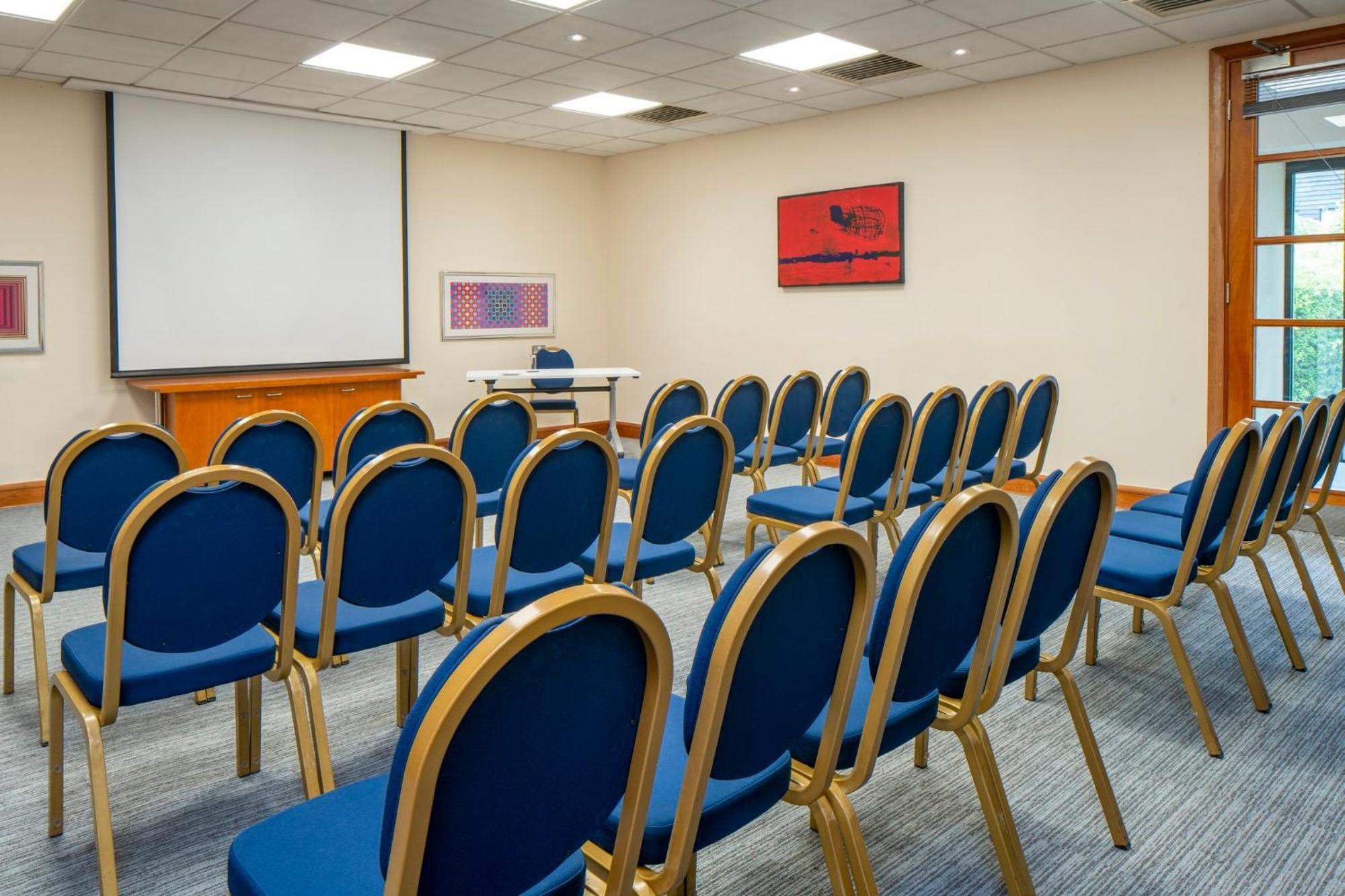 Holiday Inn Cambridge By Ihg Girton  Kültér fotó